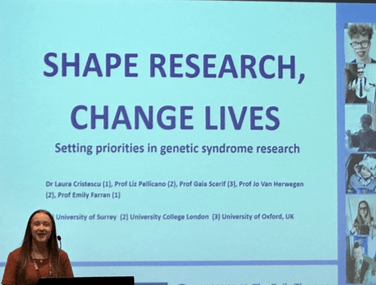 Dr Laura Cristescu presenting her work at the conference.